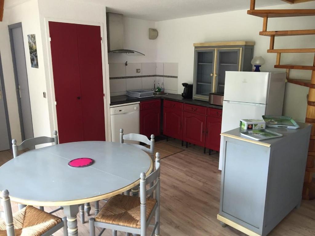 Appartement Sur Le Bord Du Lac De Fabreges Laruns Exteriör bild